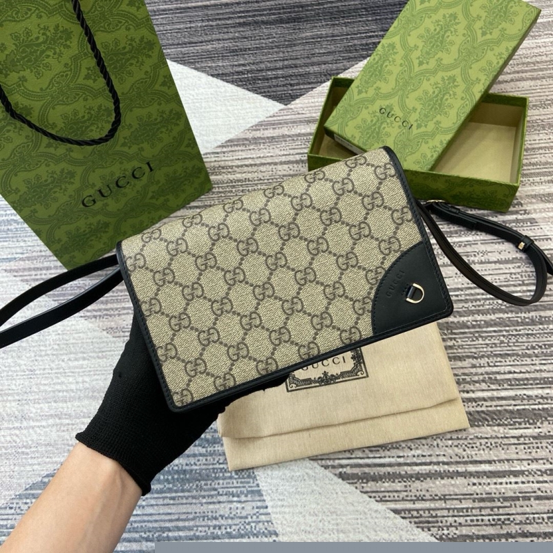 G*u*i wallets & purse